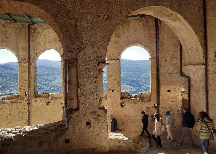 Xenia קסטרווילארי